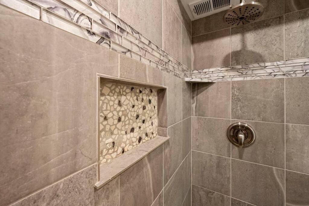 Hale Ono Loa 403- Top Floor, Ocean View, & Complete Modern Remodel Apartment Kahana Luaran gambar