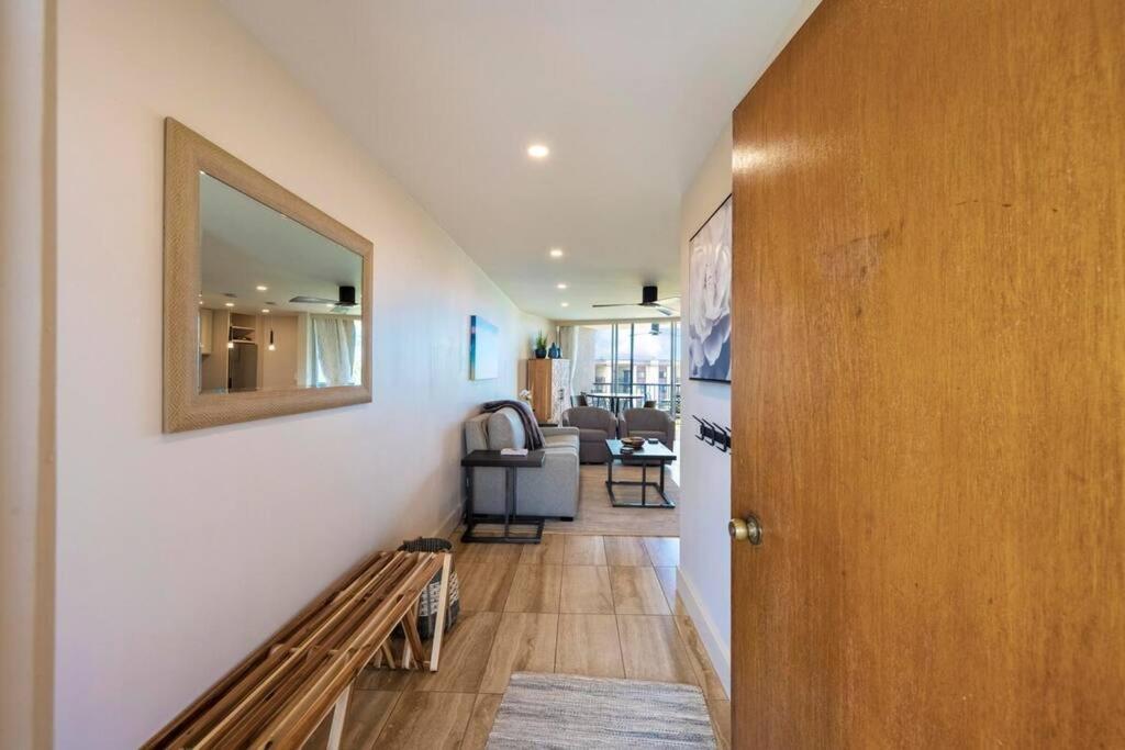 Hale Ono Loa 403- Top Floor, Ocean View, & Complete Modern Remodel Apartment Kahana Luaran gambar