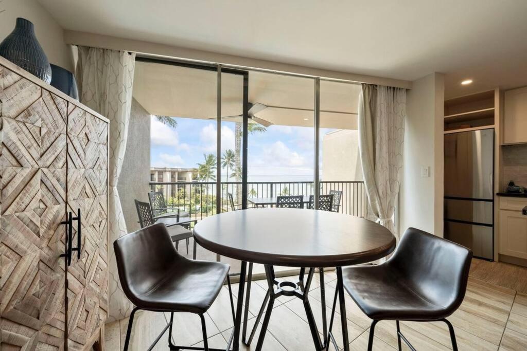 Hale Ono Loa 403- Top Floor, Ocean View, & Complete Modern Remodel Apartment Kahana Luaran gambar