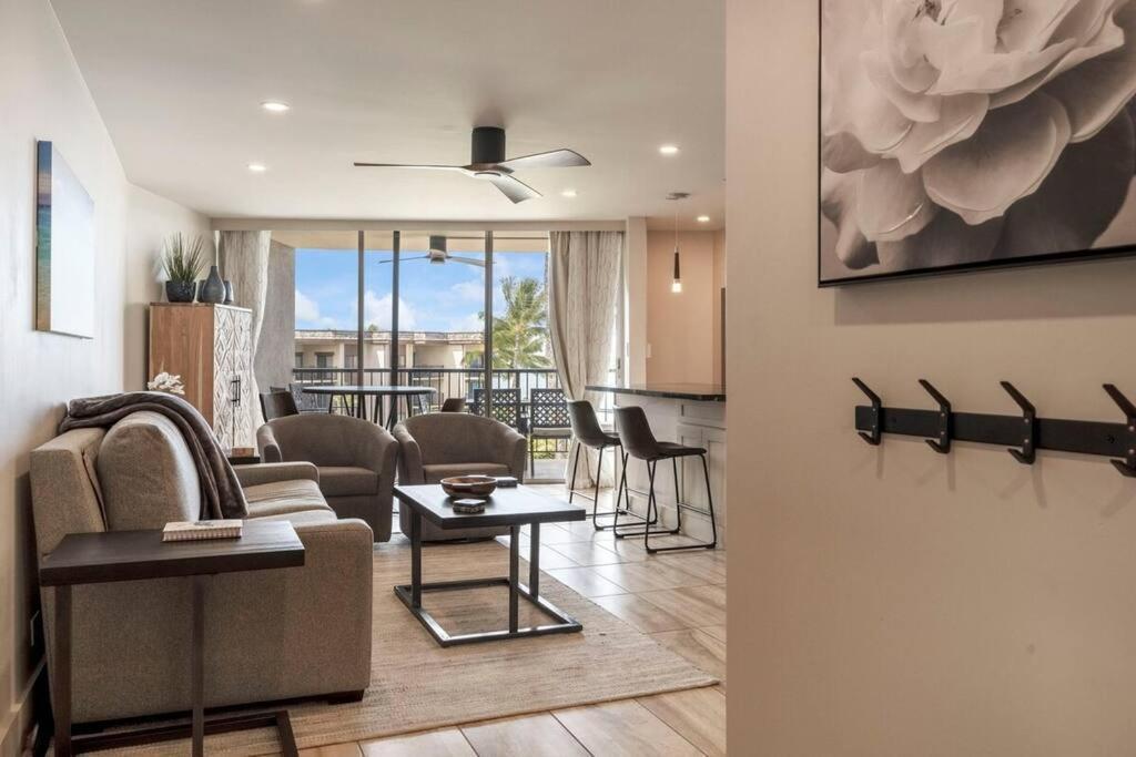 Hale Ono Loa 403- Top Floor, Ocean View, & Complete Modern Remodel Apartment Kahana Luaran gambar