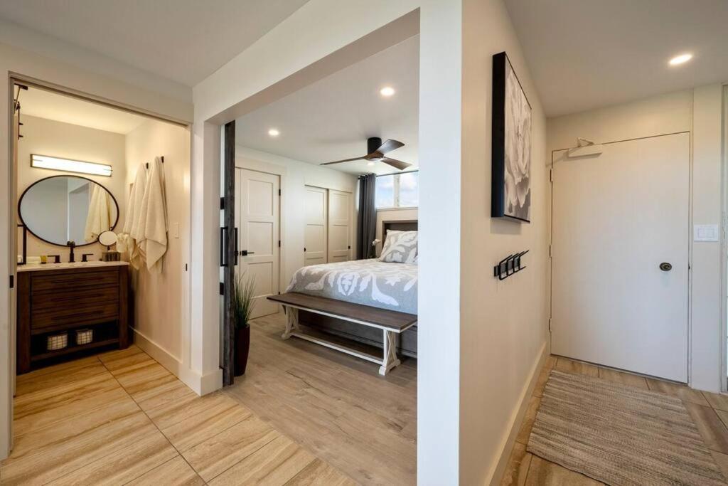 Hale Ono Loa 403- Top Floor, Ocean View, & Complete Modern Remodel Apartment Kahana Luaran gambar